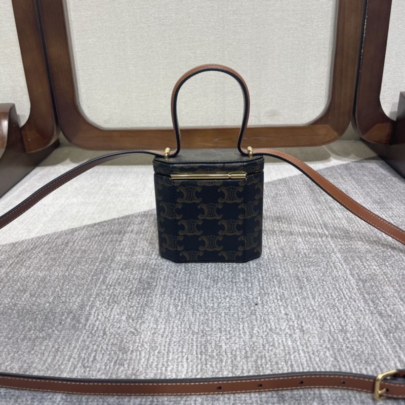 Ce1i*e satchel bags